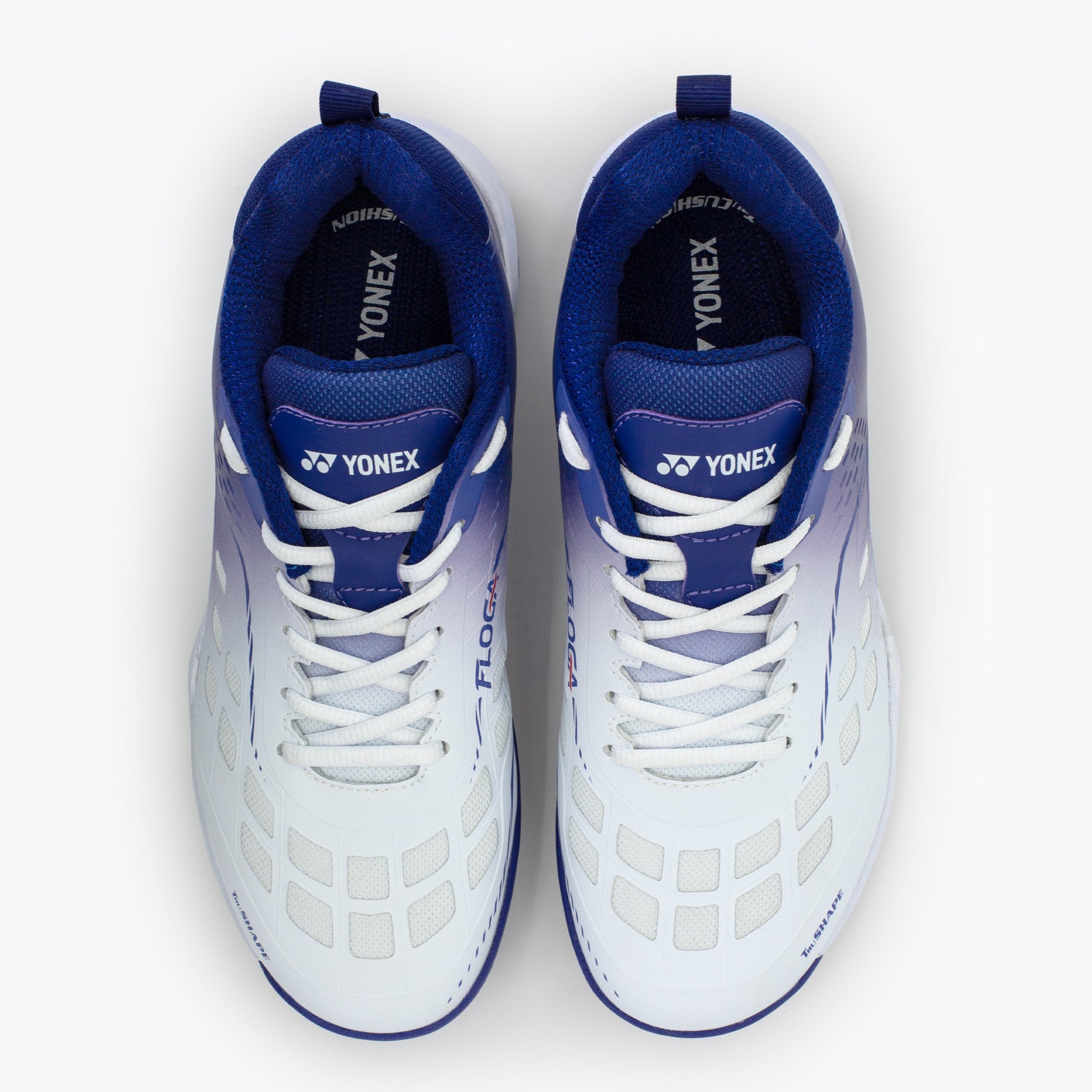 POLAR WHITE  /  ILLUSION BLUE